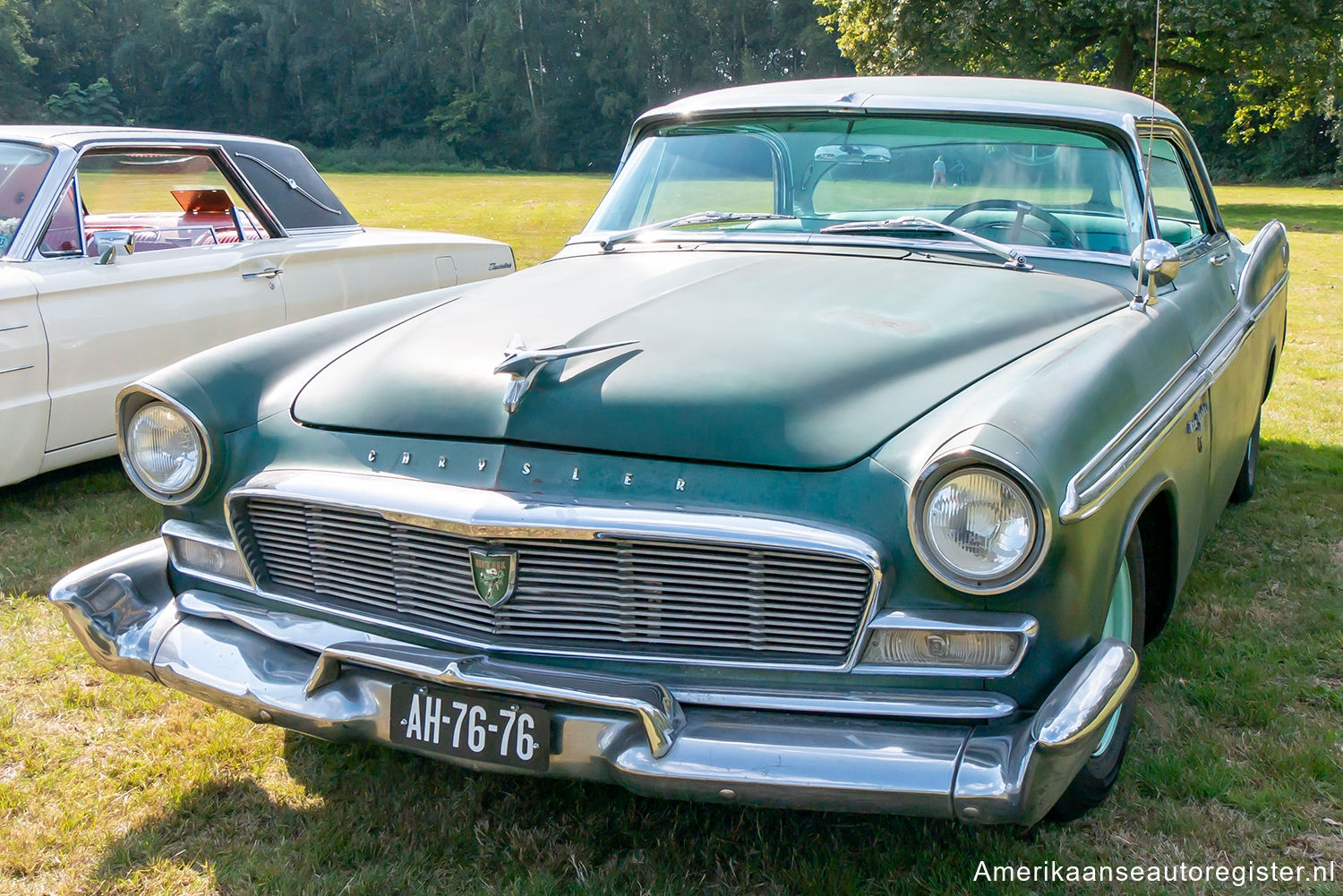 Chrysler New Yorker uit 1956